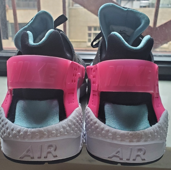 Nike Air Huarache (Pink/Blue) - Picture 3 of 4
